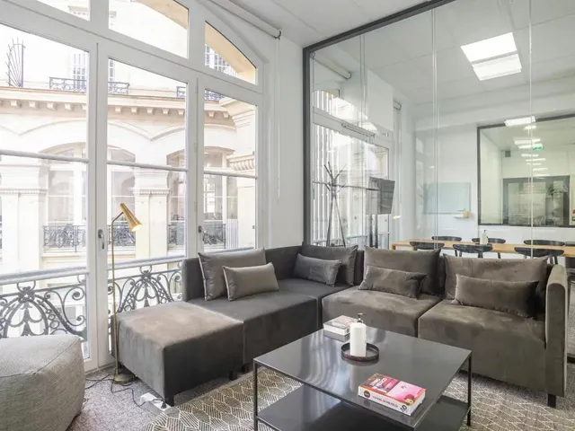 Bureau privé 10 postes à louer - Paris 11e (République) - photo 7