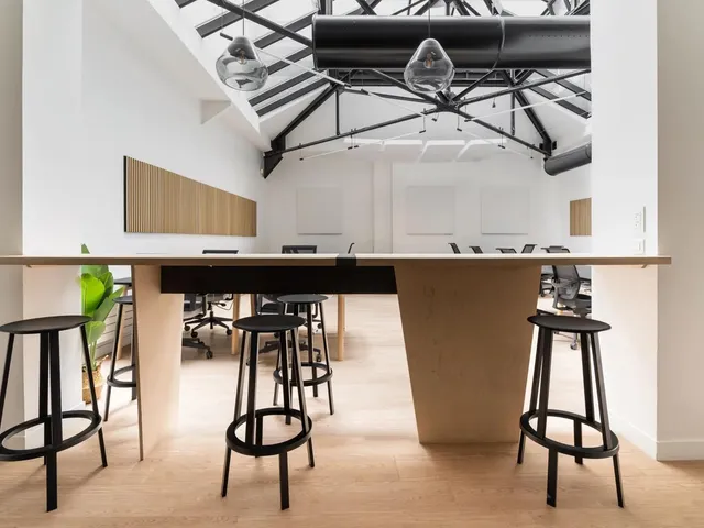 Bureau privatif 45 postes à louer - Paris 9e (Liège) - photo 11