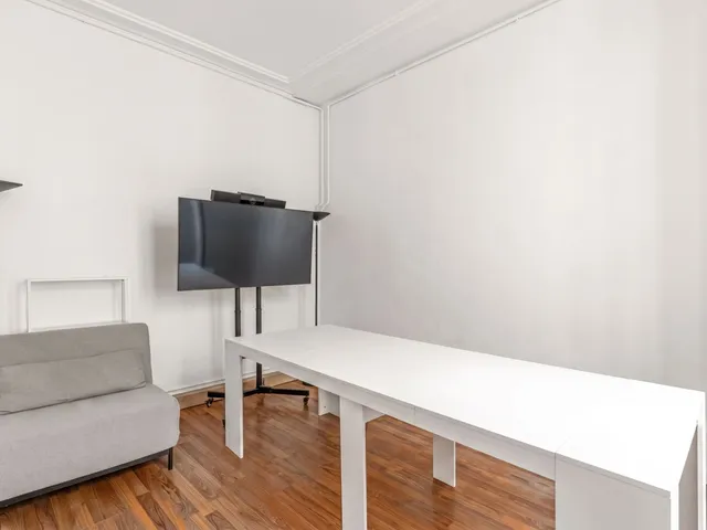 Bureau indépendant 24 postes à louer - Paris 10e (Faubourg Poissonnière) - photo 5