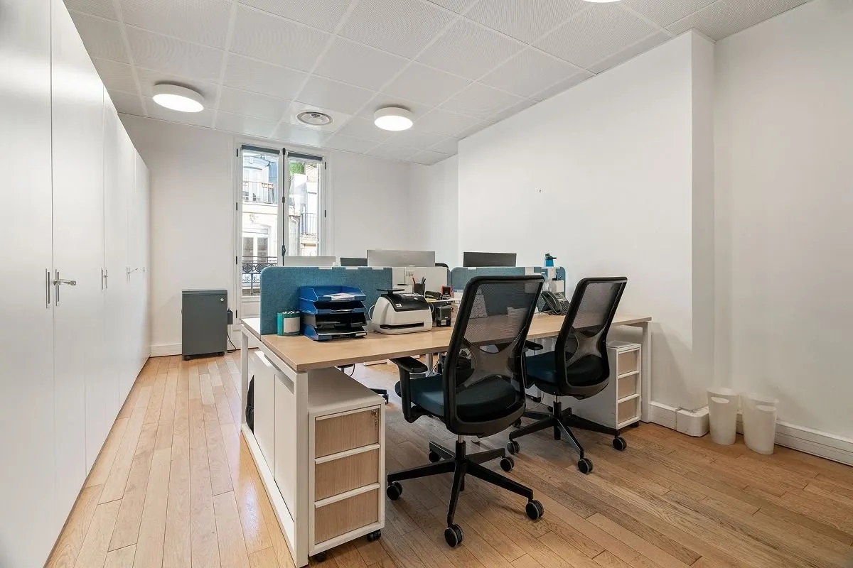 Bureau privatif 17 postes à louer - Paris 9e (Grands Boulevards) - photo 1