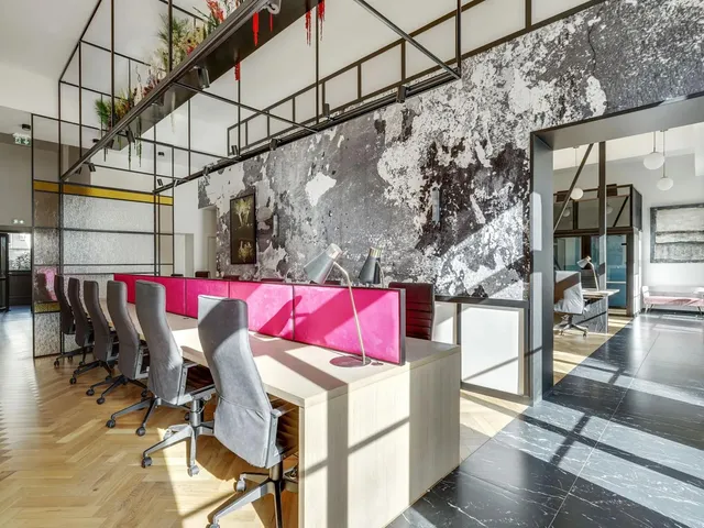 Bureau indépendant 35 postes à louer - Paris 10e (Stalingrad) - photo 7