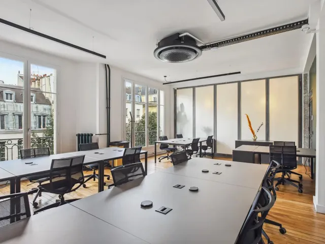 Bureau indépendant 26 postes à louer - Paris 3e (Beaubourg) - photo 2