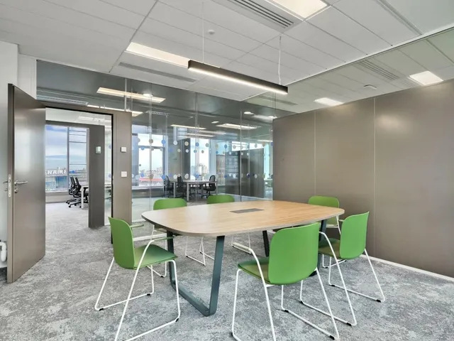 Bureau indépendant 71 postes à louer - Paris 19e (La Villette) - photo 3