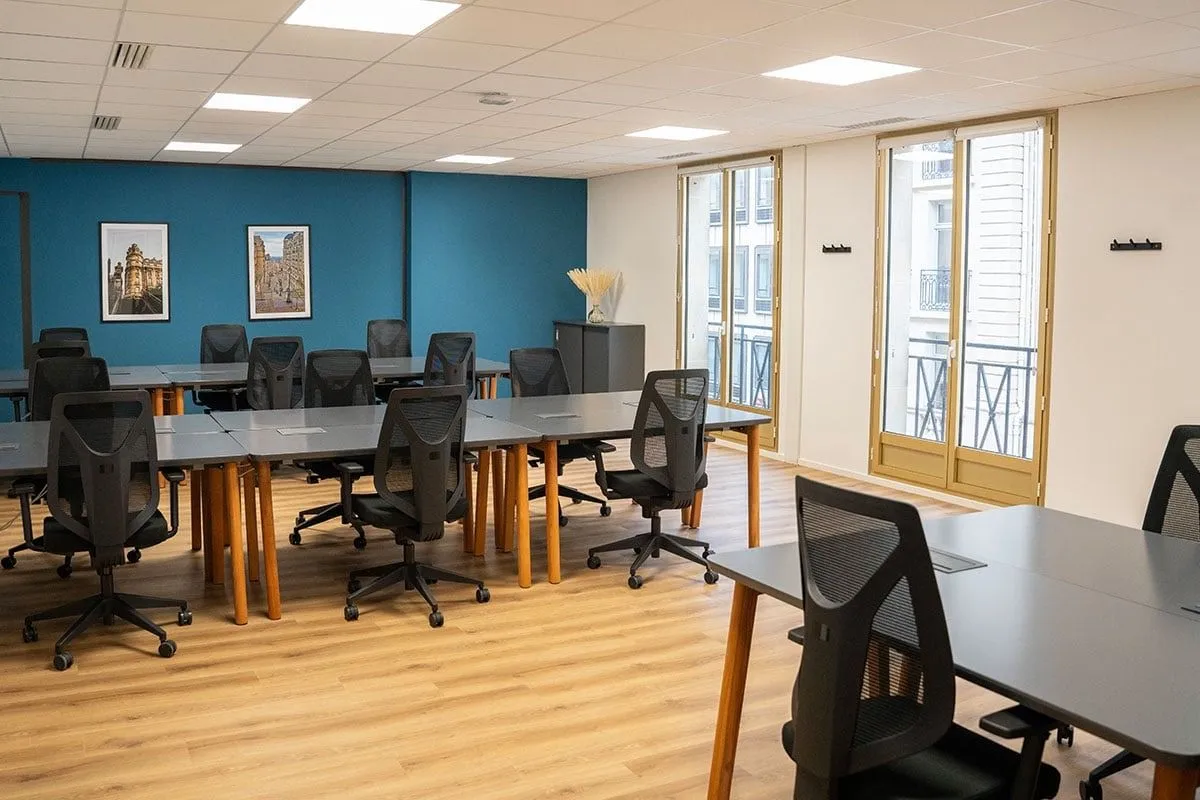 Bureau privé 12 postes à louer - Paris 8e (Rue de Monceau) - photo 1