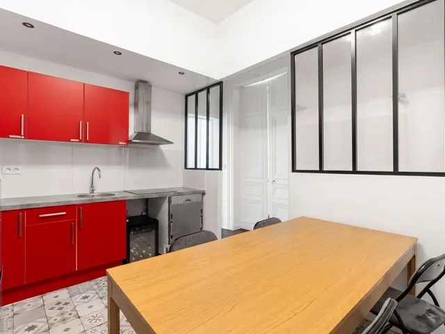 Bureau indépendant 24 postes à louer - Paris 10e (Faubourg Poissonnière) - photo 7