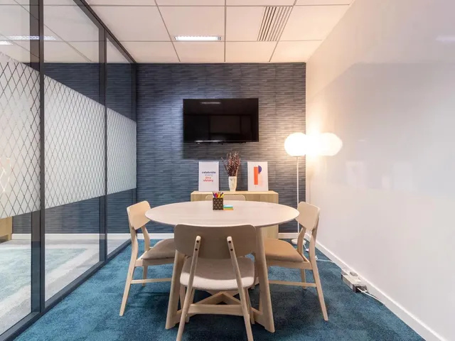 Bureau privé 6 postes à louer - Colombes (Débarcadère) - photo 18