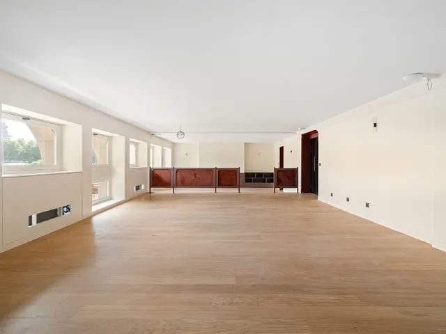 Bureau privatif 36 postes à louer - Paris 8e (Cours Albert Ier) - photo 7