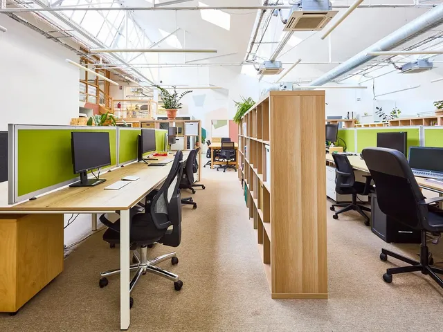 Bureau privé 4 postes à louer - Paris 11e (Chemin Vert) - photo 5