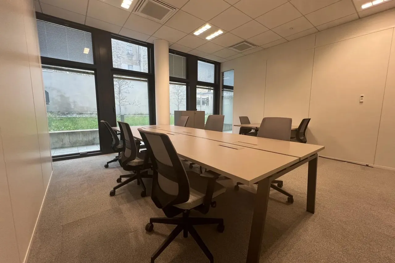 Bureau privé 8 postes à louer - Villejuif (Paris) - photo 1
