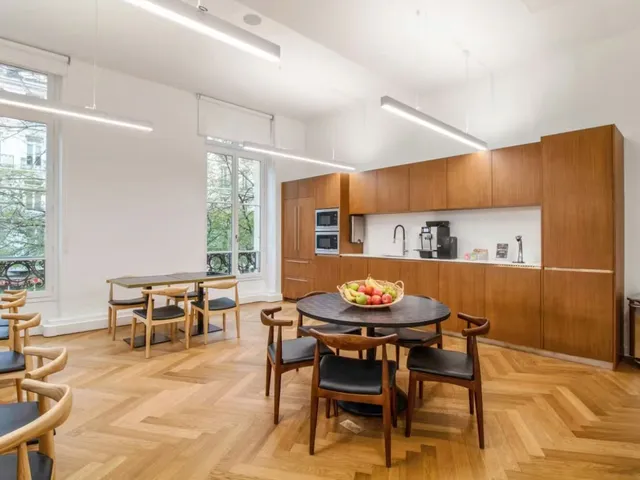 Bureau privé 10 postes à louer - Paris 11e (République) - photo 3