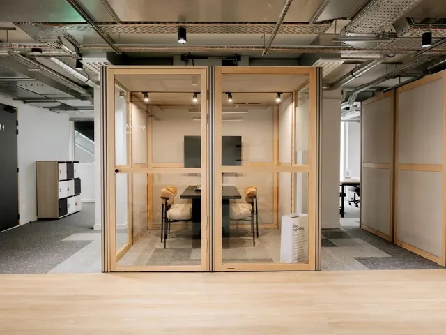 Bureau indépendant 64 postes à louer - Paris 10e (Lucien Sampaix) - photo 7