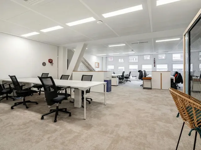 Bureau indépendant 30 postes à louer - Paris 13e (Gare D'austerlitz)