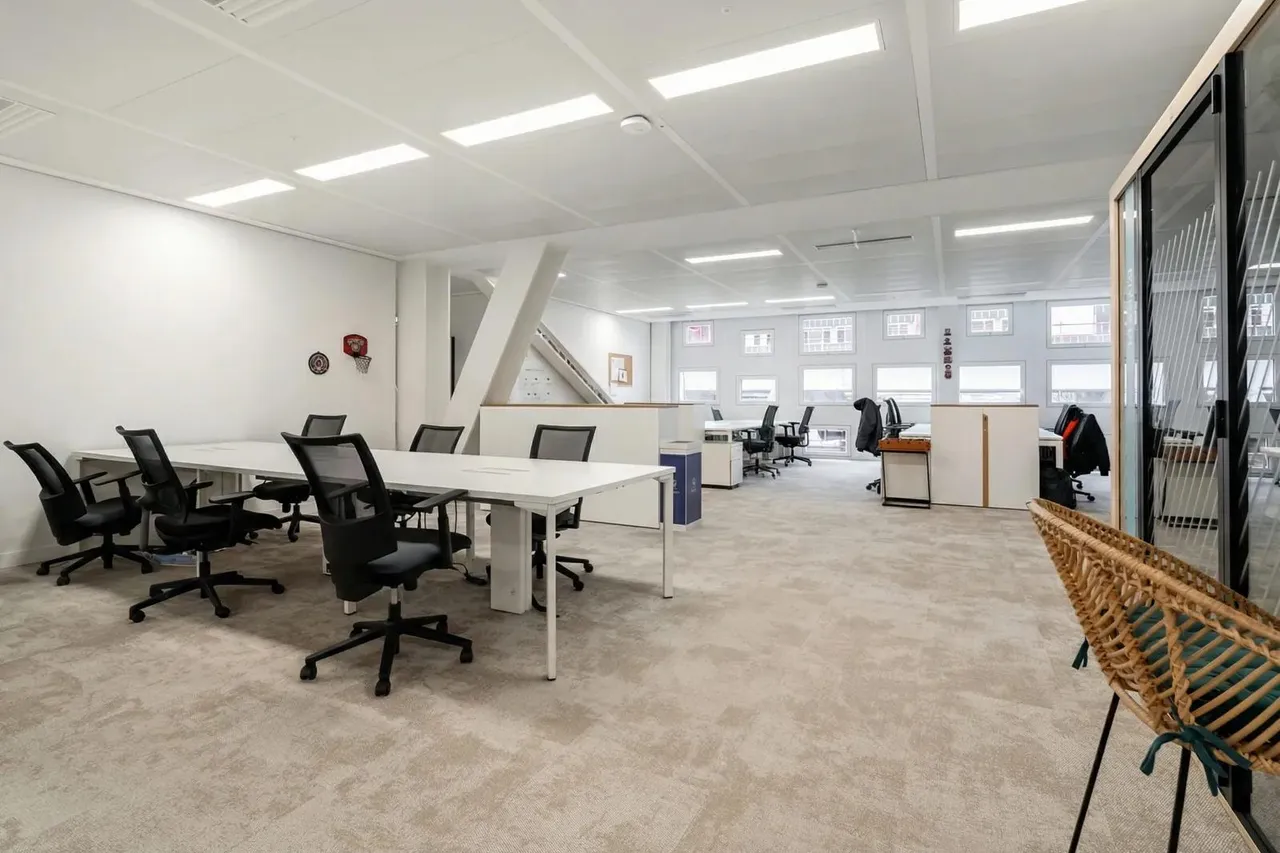 Bureau indépendant 30 postes à louer - Paris 13e (Gare D'austerlitz) - photo 1
