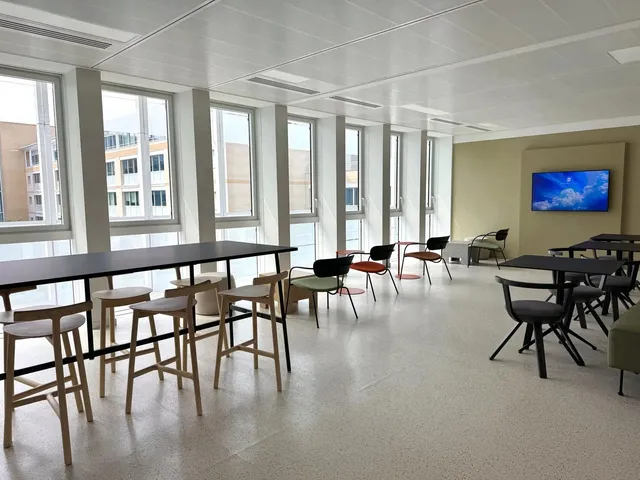 Bureau privé 48 postes à louer - Levallois-Perret (Anatole France) - photo 8