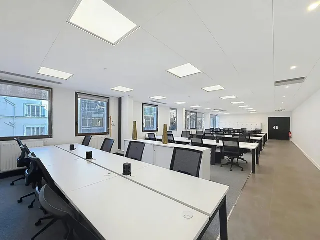 Bureau privatif 129 postes à louer - Paris 9e (Grands Boulevards) - photo 2