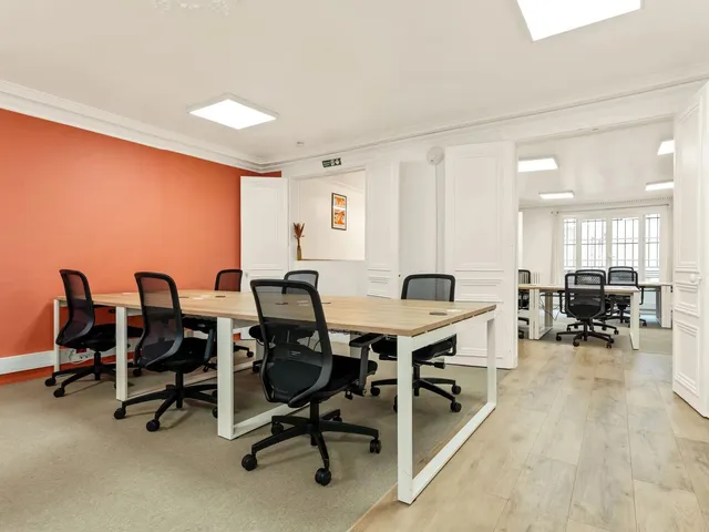 Bureau privatif 25 postes à louer - Paris 10e (Faubourg Poissonnière) - photo 3