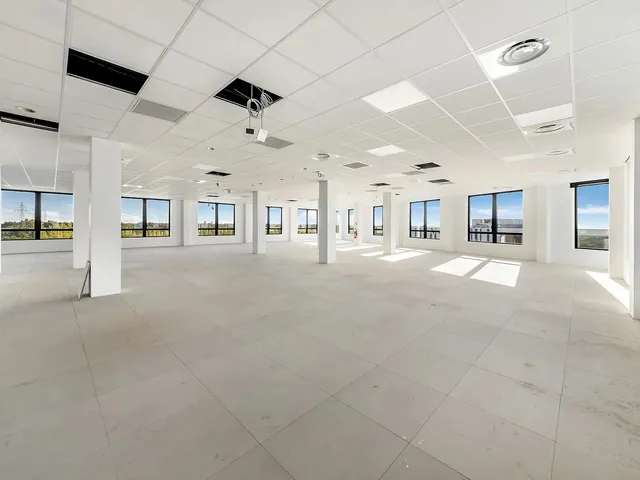 Bureau indépendant 190 postes à louer - Cesson-Sévigné (Champs-Blancs) - photo 7