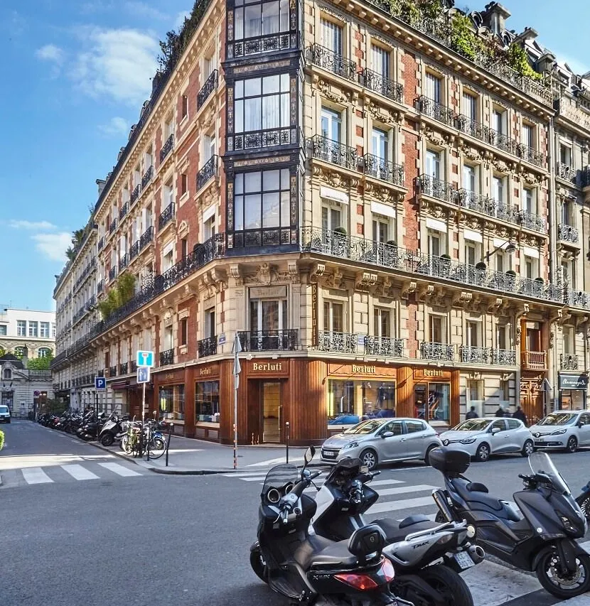 Bureau privé 8 postes à louer - Paris 8e (Marbeuf) - photo 1