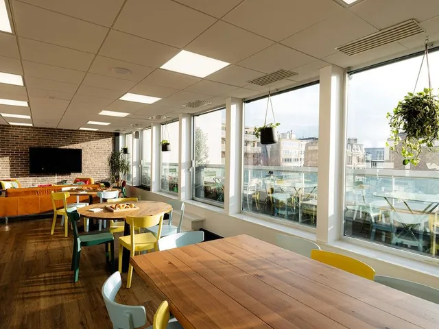 Bureau indépendant 225 postes à louer - Neuilly-sur-Seine (Graviers) - photo 4
