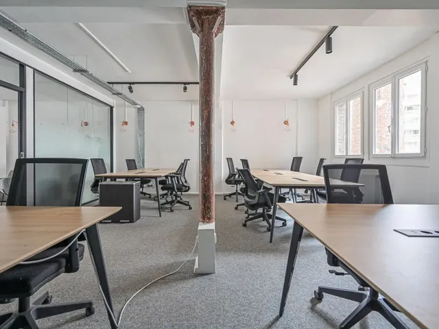 Bureau indépendant 35 postes à louer - Paris 10e (Gare Du Nord) - photo 2
