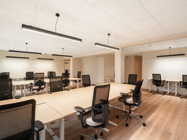 Bureau indépendant 30 postes à louer - Paris 3e (Montmorency) - photo 5