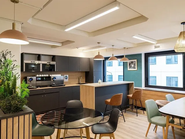 Bureau privé 8 postes à louer - Lyon (Genève) - photo 4