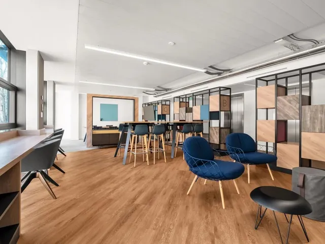 Bureau indépendant 150 postes à louer - Paris 17e (Heliopolis)