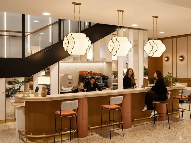 Bureau privé 11 postes à louer - Paris 8e (Saint-Lazare) - photo 8