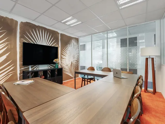 Bureau privé 3 postes à louer - Saint-Denis (Pleyel) - photo 3
