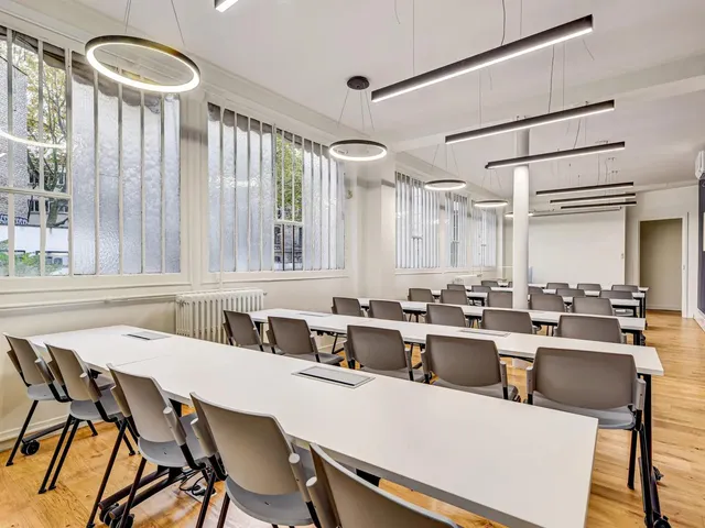 Bureau indépendant 70 postes à louer - Paris 19e (Meaux) - photo 5