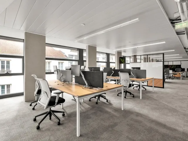 Bureau indépendant 55 postes à louer - Paris 17e (Heliopolis) - photo 3