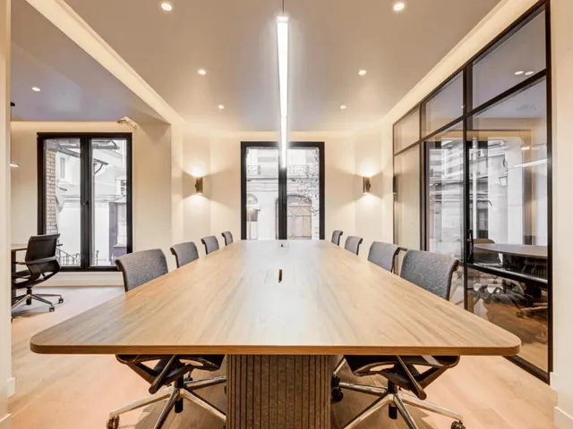 Bureau indépendant 24 postes à louer - Paris 11e (Oberkampf) - photo 4