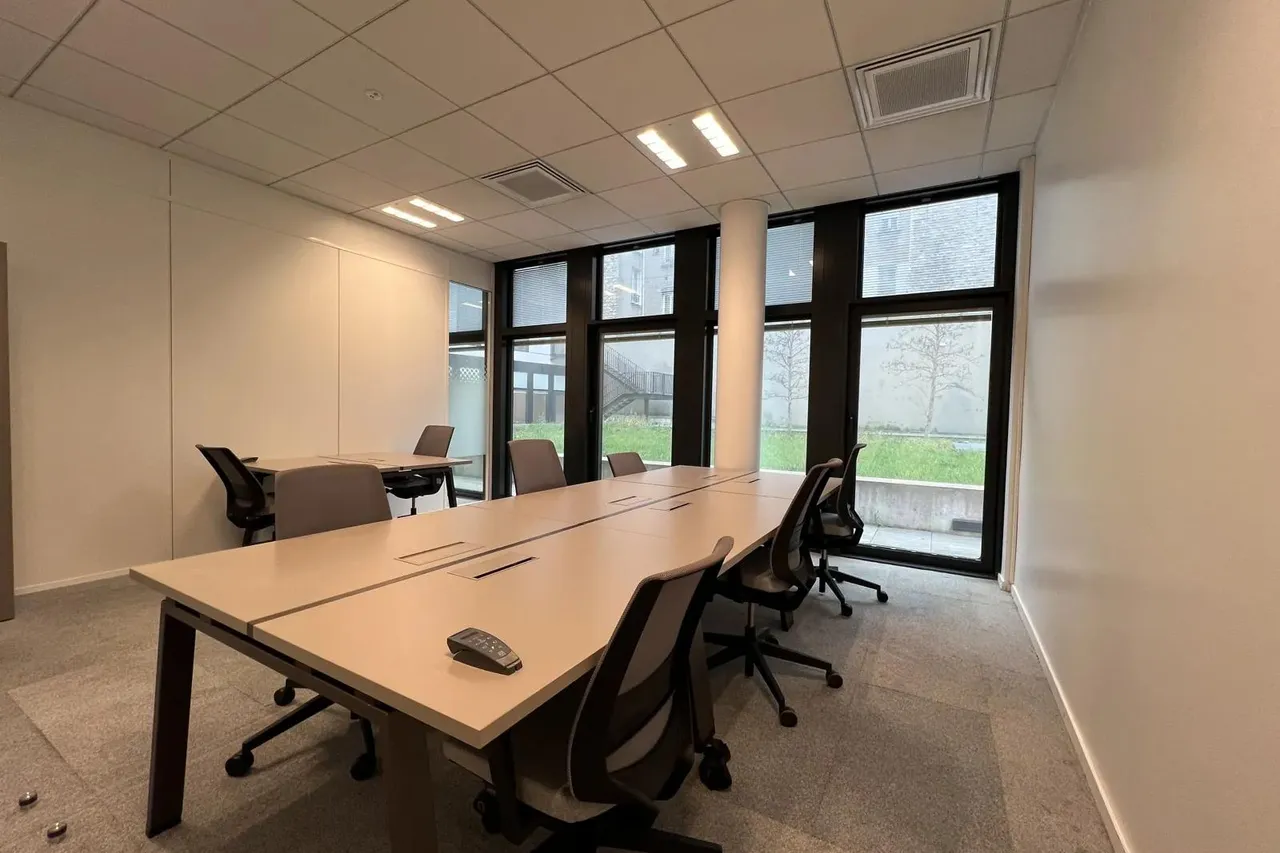 Bureau privé 12 postes à louer - Villejuif (Paris) - photo 1