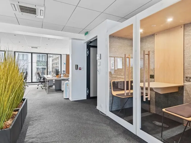 Bureau indépendant 30 postes à louer - Levallois-Perret (Louis Rouquier) - photo 8