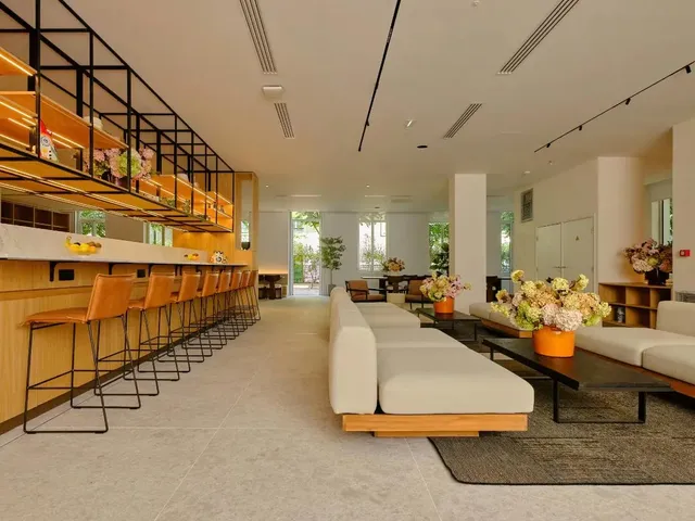 Bureau privé 13 postes à louer - Paris 9e (Sainte-Cécile) - photo 2