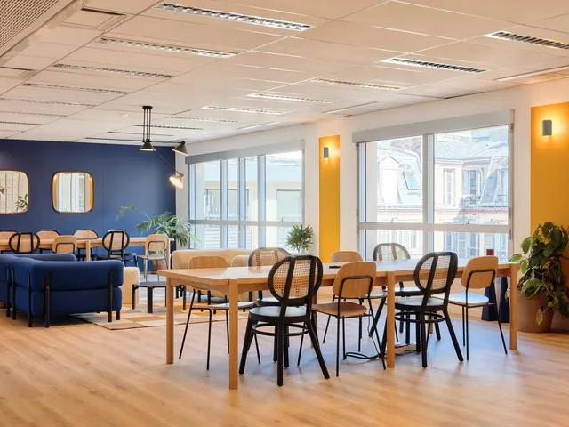 Bureau privé 18 postes à louer - Paris 18e (Sofia) - photo 3