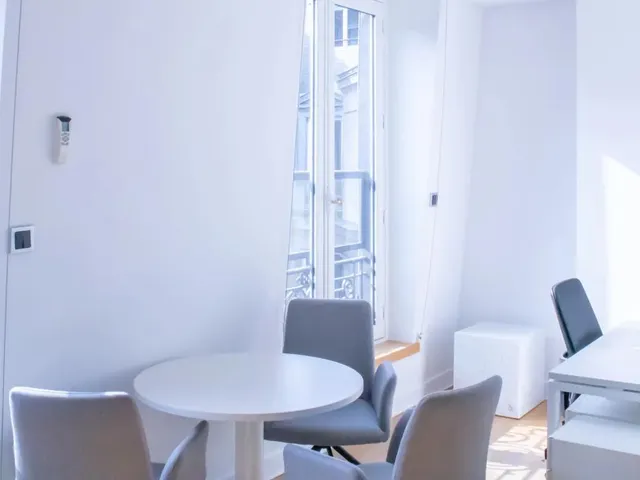 Bureau privé 3 postes à louer - Paris 9e (Opéra Garnier) - photo 18