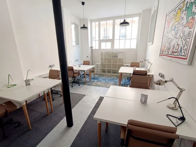 Bureau indépendant 12 postes à louer - Paris 10e (Gare du Nord) - photo 2