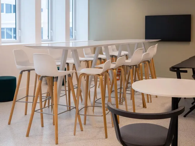 Bureau privé 48 postes à louer - Levallois-Perret (Anatole France) - photo 12
