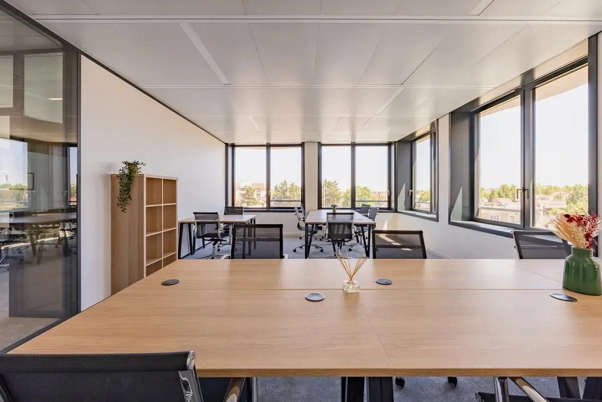 Bureau privé 18 postes à louer - Fontenay-sous-Bois (Carnot) - photo 1