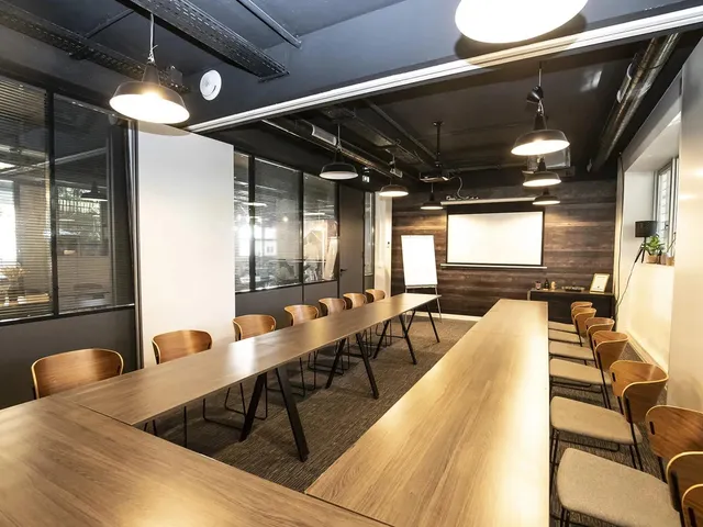 Bureau privé 4 postes à louer - Clichy (Bateliers) - photo 7