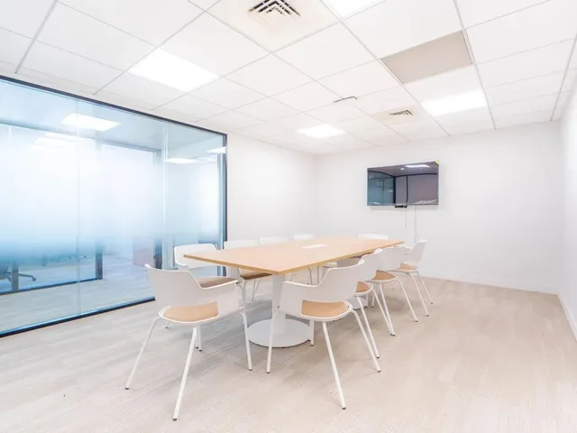 Bureau indépendant 42 postes à louer - Nanterre 92000 (Nanterre) - photo 4