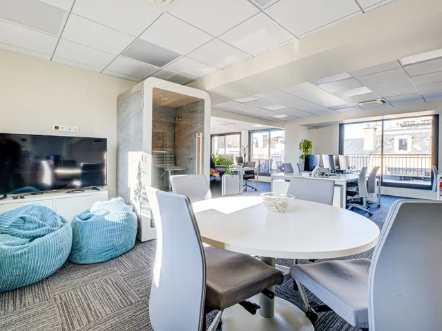 Bureau privé 15 postes à louer - Paris 16e (Trocadéro)