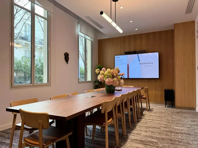 Bureau privé 13 postes à louer - Paris 9e (Sainte-Cécile) - photo 4