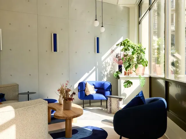 Bureau privé 19 postes à louer - Paris 10e (Beaurepaire) - photo 6