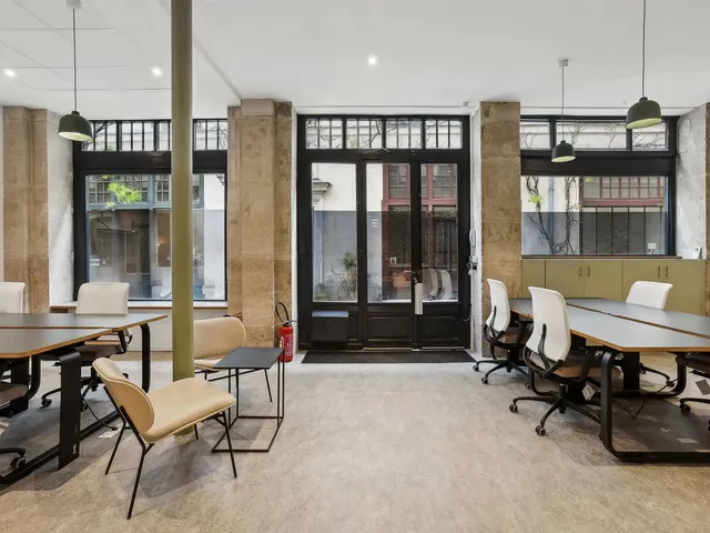 Bureau indépendant 10 postes à louer - Paris 11e (Bastille) - photo 3