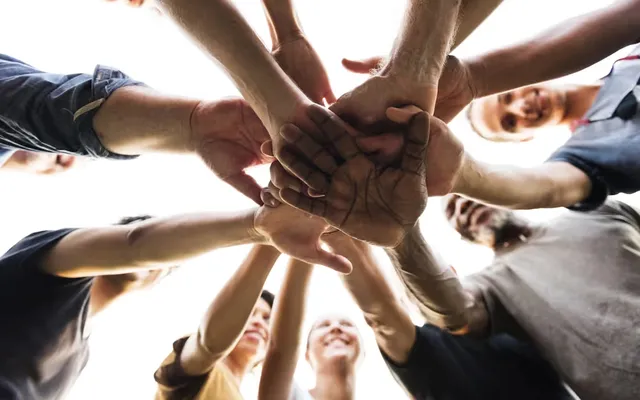 Le team building d’équipe, pour des employés connectés et heureux
