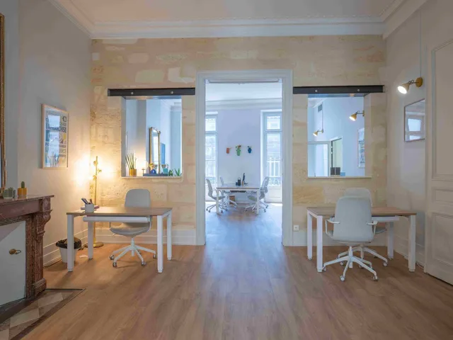 Bureau indépendant 12 postes à louer - Bordeaux - photo 3