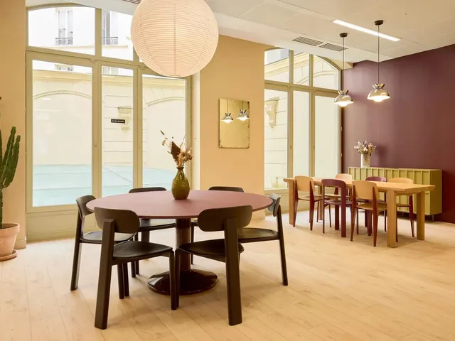 Bureau privé 5 postes à louer - Paris 8e (Rue du Général Foy)