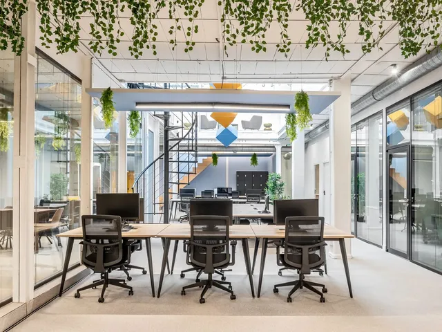 Bureau indépendant 80 postes à louer - Paris 11e (Parmentier)